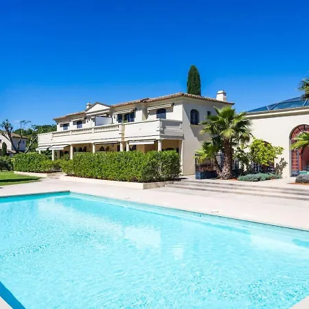 Escal Appt Verdoyant 6p Ext Privatif 2 Piscines Grimaud